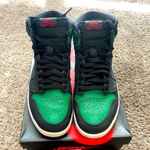 Air Jordan Retro 1 “Pine Green”